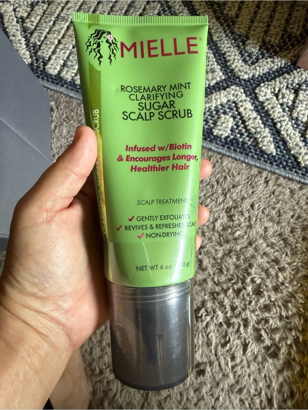 Mielle Rosemary Mint Clarifying Sugar Scalp Scrub - Green